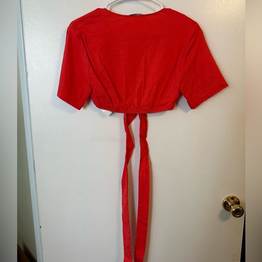 Zara Cropped Top - Picture 2 of 3